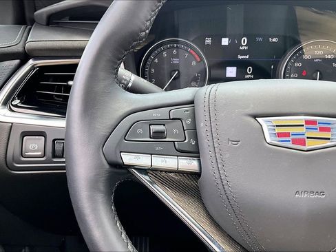 Certified 2025 Cadillac XT6 Premium Luxury w/ Platinum Package AWD/4WD image 20