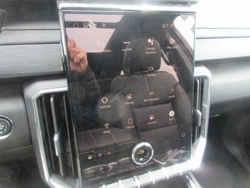 New 2026 GMC Acadia Elevation w/ Elevation Premium Package FWD image 18