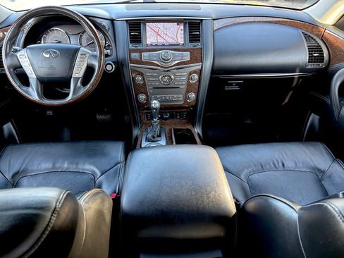 Used 2017 INFINITI QX80 2WD w/ Driver Assistance Package image 11