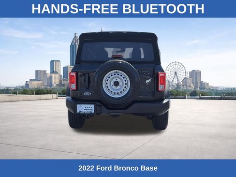 Used 2022 Ford Bronco 4-Door AWD/4WD image 4
