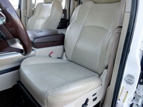 Used 2013 RAM 2500 Laramie image 44