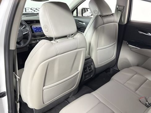 Used 2023 Cadillac XT4 Premium Luxury FWD image 24