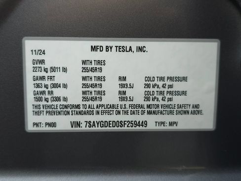 Used 2025 Tesla Model Y Long Range RWD image 54
