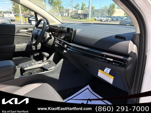 New 2026 Kia Sportage EX AWD/4WD image 11