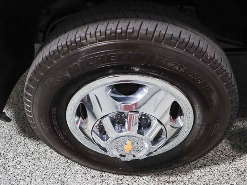 Used 2024 Chevrolet Silverado 3500 LT w/ Convenience Package image 12