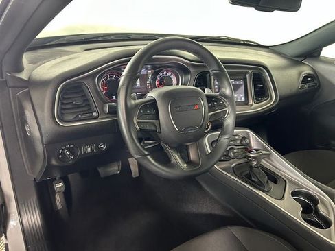 Used 2019 Dodge Challenger R/T RWD image 12