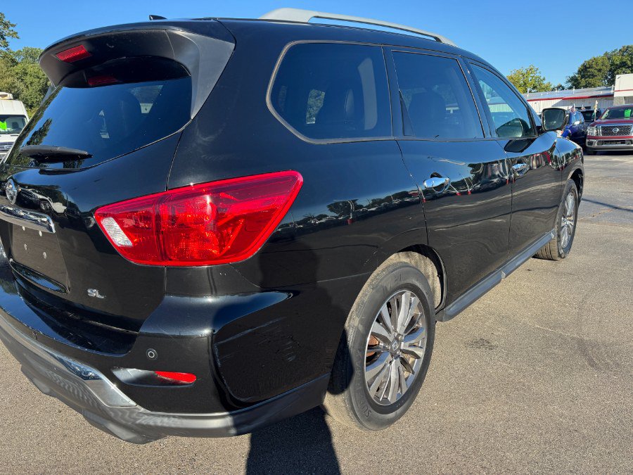 Used 2019 Nissan Pathfinder SL FWD image 11