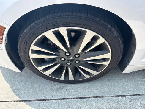 Used 2019 Lincoln MKZ Reserve w/ Luxury Package AWD/4WD image 5
