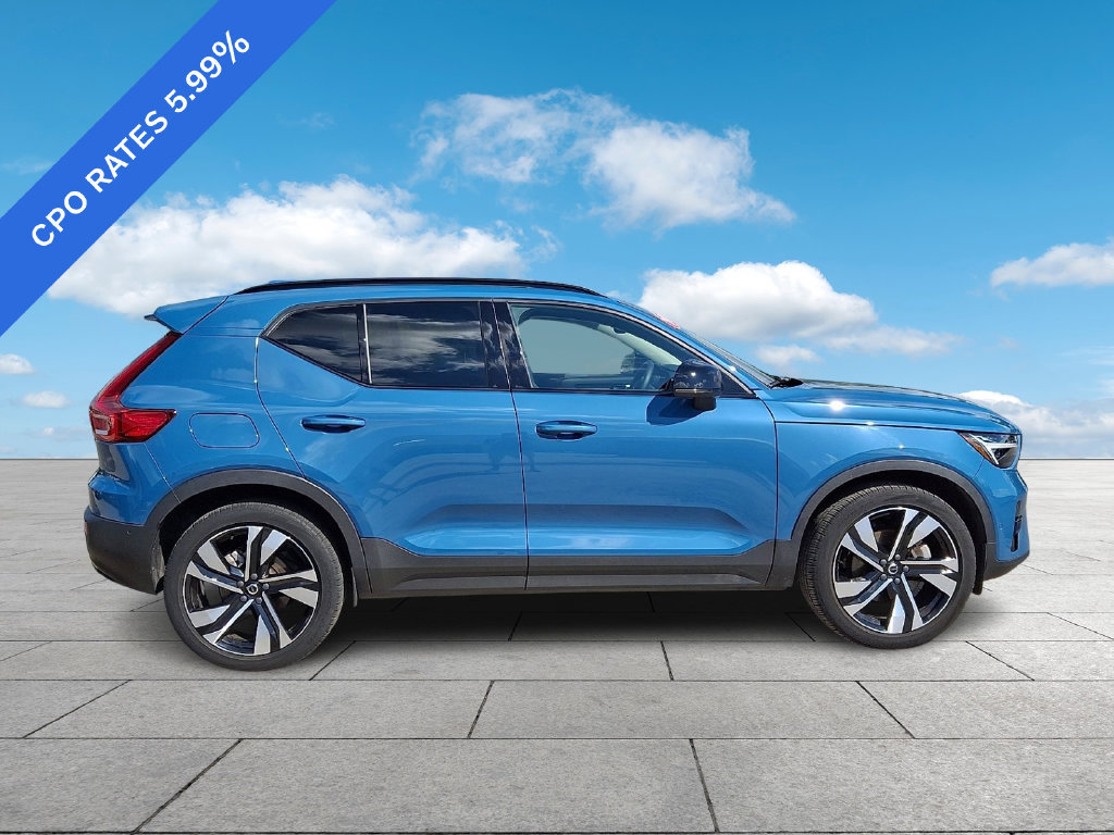 Used 2023 Volvo XC40 B5 Ultimate w/ Protection Package Premier AWD/4WD image 7