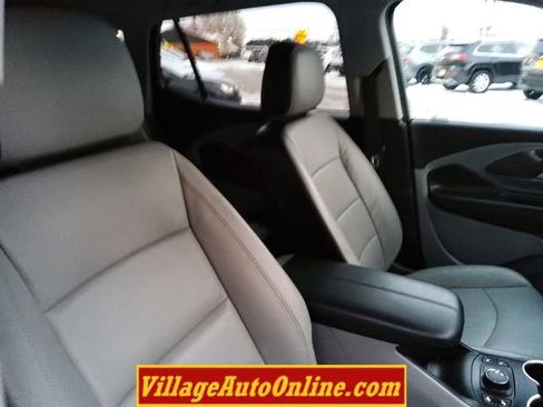 Used 2019 GMC Terrain SLT image 31