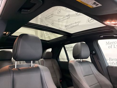 New 2026 Mercedes-Benz GLE 350 4MATIC image 18