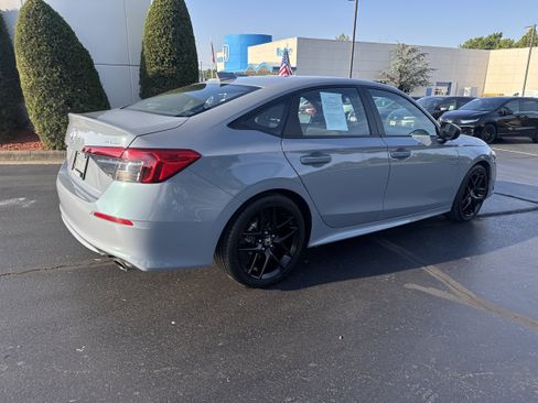 Used 2024 Honda Civic Sport image 4