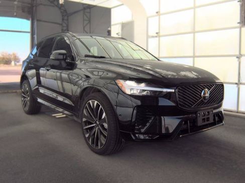 Used 2026 Volvo XC60 B5 Ultra AWD/4WD image 3