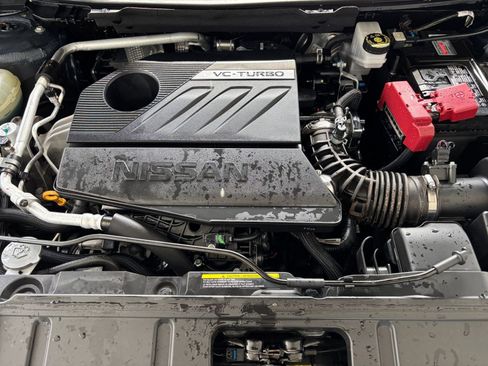 Used 2025 Nissan Rogue SV AWD/4WD image 33