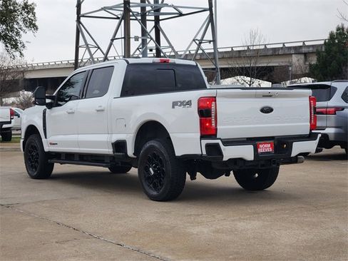 Used 2023 Ford F250 Lariat w/ Black Appearance Package image 4