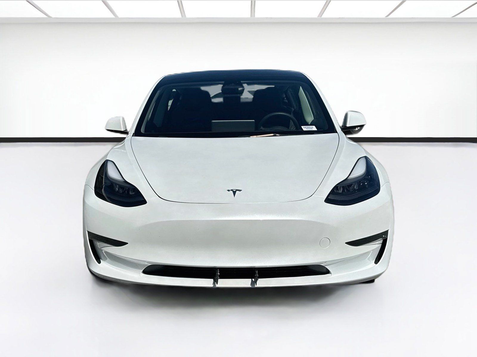Used 2023 Tesla Model 3 Standard Range RWD image 2