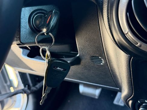 Used 2014 Jeep Wrangler Unlimited Sport w/ Quick Order Package 24S image 26