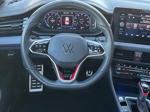 Used 2025 Volkswagen Jetta GLI Autobahn image 14