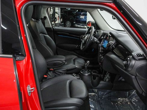 Certified 2023 MINI Cooper S image 18