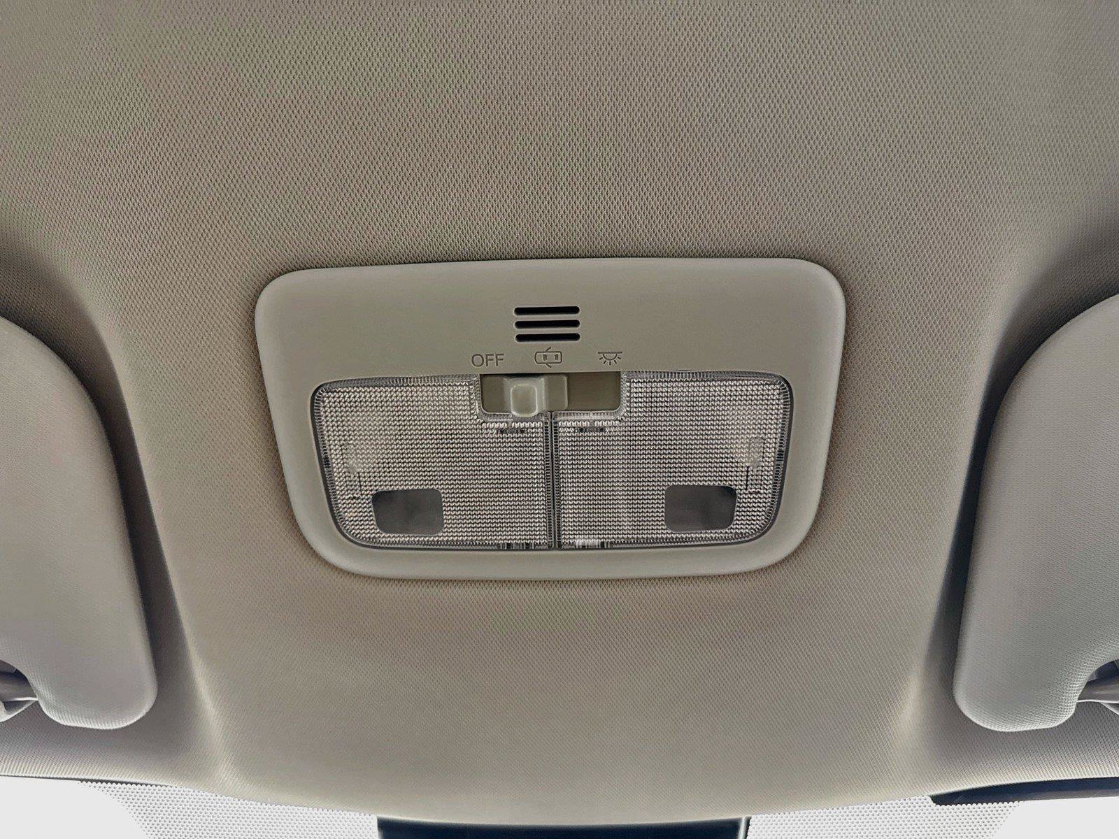 Used 2018 Toyota Corolla L FWD image 6