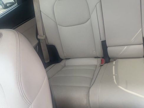 Used 2023 Genesis GV70 2.5T w/ Advanced Package image 8