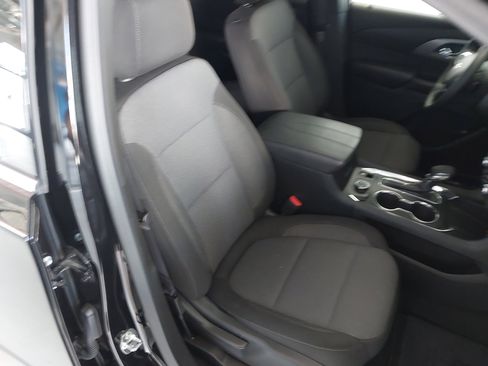 Used 2023 Chevrolet Traverse LT image 28