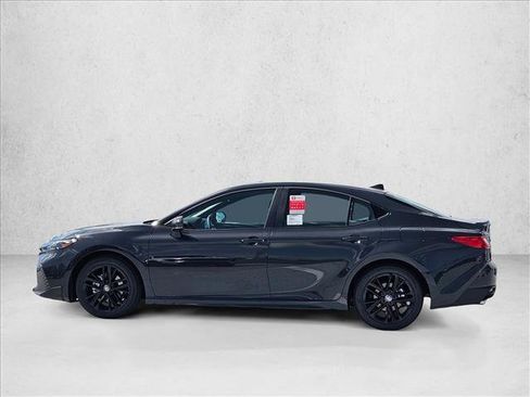 New 2026 Toyota Camry SE FWD image 5
