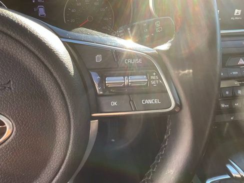 Used 2022 Kia Sportage EX image 15