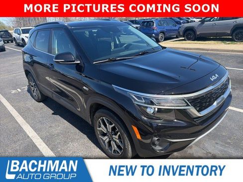 Used 2023 Kia Seltos EX image 1
