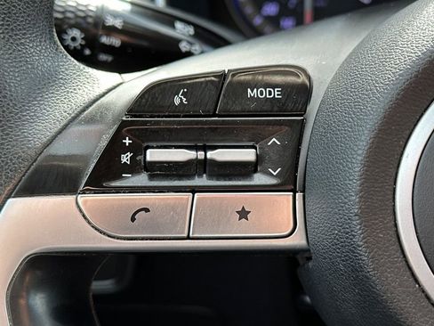 Used 2022 Hyundai Tucson SE image 25