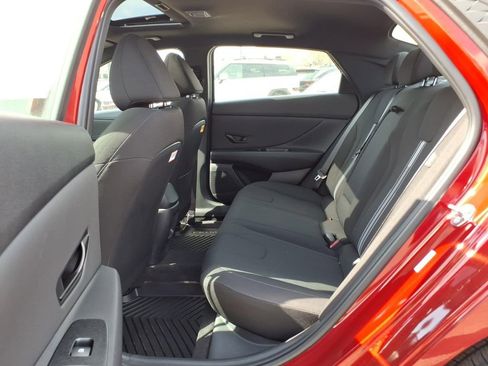 New 2026 Hyundai Elantra SEL Sport Premium FWD image 10