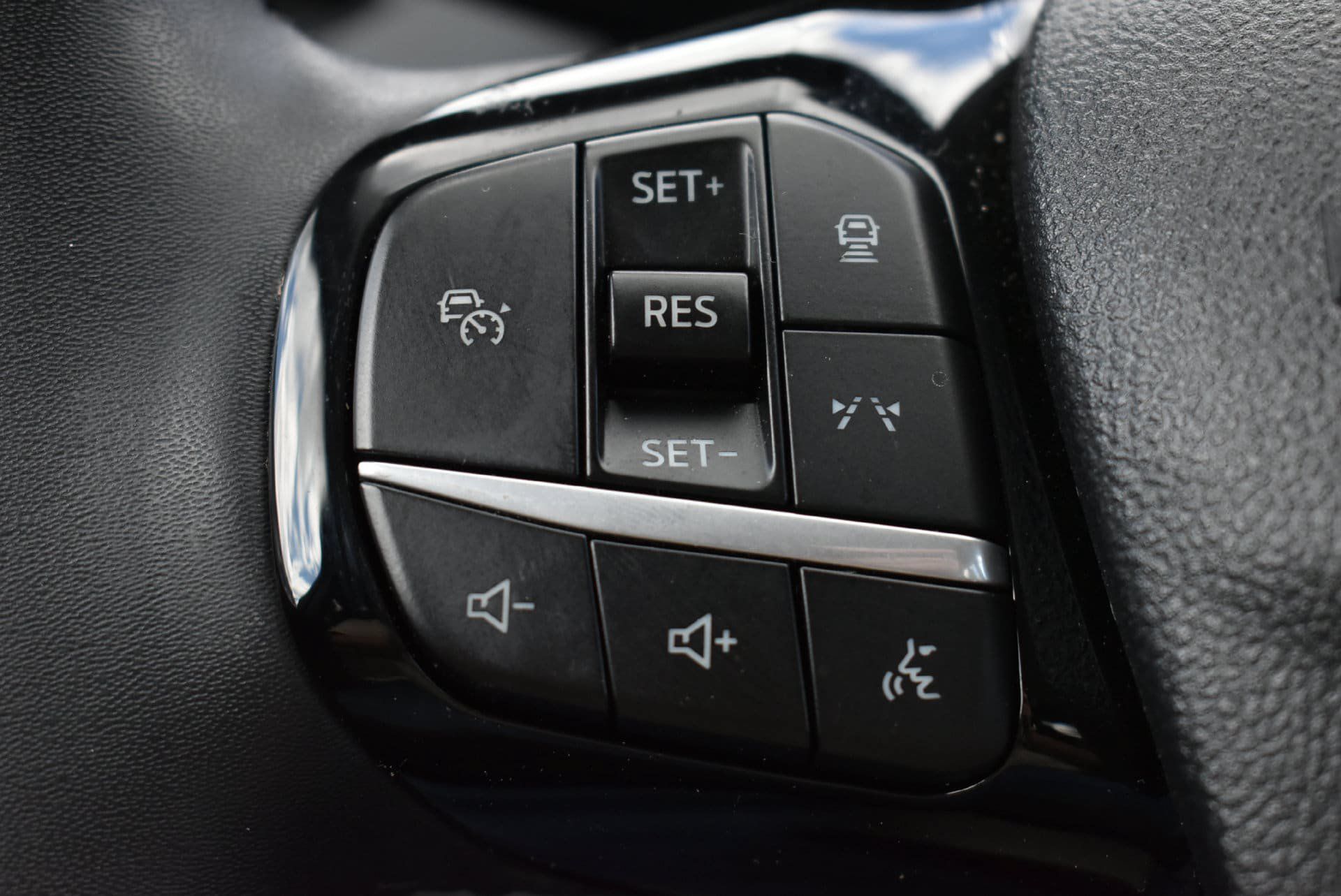 Used 2023 Ford Escape Active w/ Tech Pack #2 FWD image 20