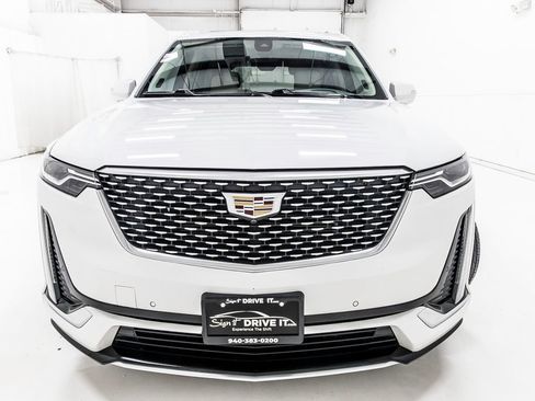 Used 2021 Cadillac XT6 Premium Luxury FWD image 10
