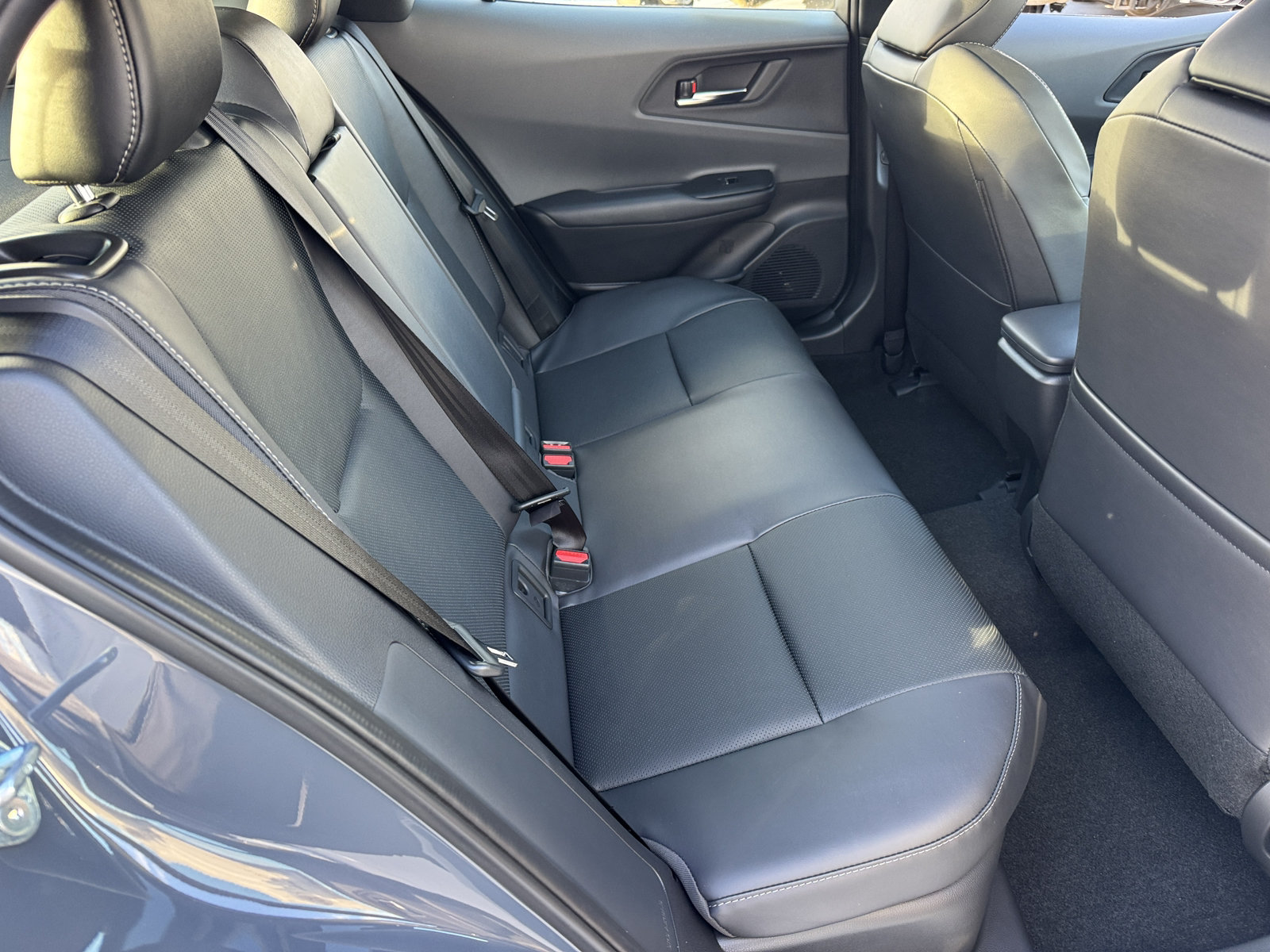 New 2027 Toyota Prius XLE FWD image 5