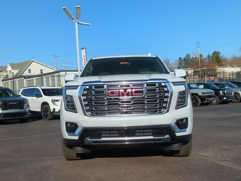 New 2026 GMC Yukon Denali image 2