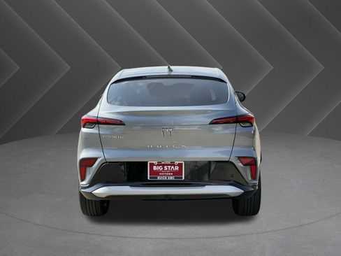 Used 2025 Buick Envista Sport Touring image 3