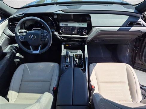 Certified 2025 Lexus TX 350 AWD w/ Captains Chair Package image 20