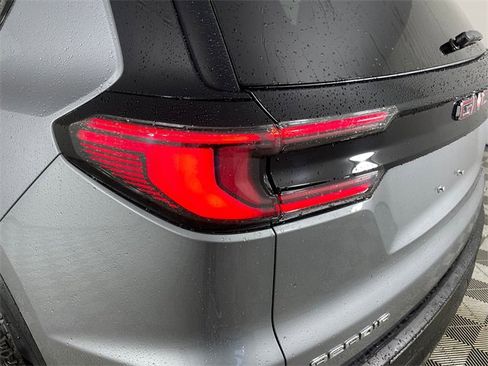 Used 2026 GMC Acadia AT4 w/ LPO, All-Weather Package image 16