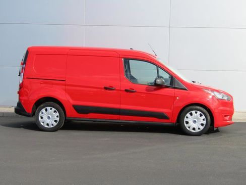Used 2023 Ford Transit Connect XLT image 4