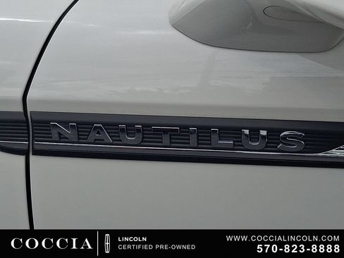Certified 2023 Lincoln Nautilus Reserve AWD/4WD image 31