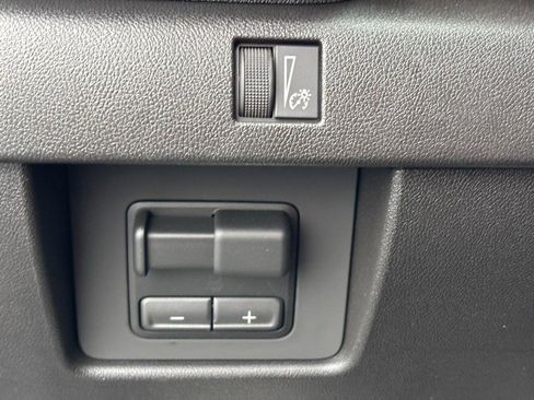 New 2026 GMC Canyon Denali w/ LPO, Denali Black Edition image 16