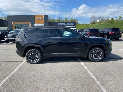 New 2026 Jeep Cherokee Limited AWD/4WD image 2