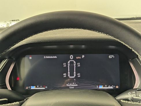 New 2025 Jeep Grand Cherokee L Altitude RWD image 21