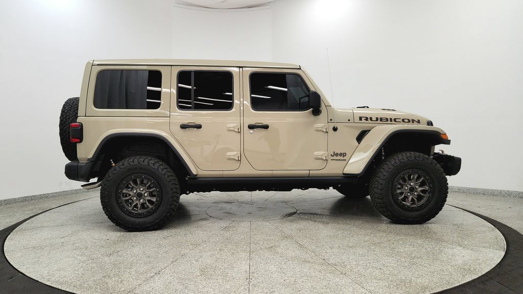 Used 2022 Jeep Wrangler Unlimited Rubicon w/ Trailer Tow Package AWD/4WD image 6