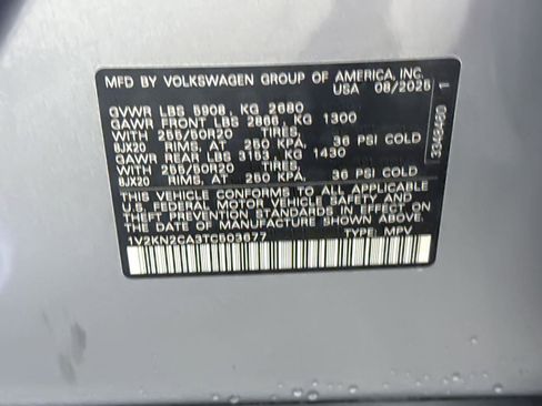 New 2026 Volkswagen Atlas SE image 28