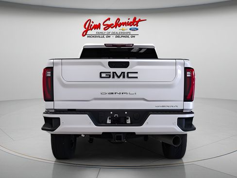 Used 2025 GMC Sierra 2500 Denali Ultimate AWD/4WD image 5