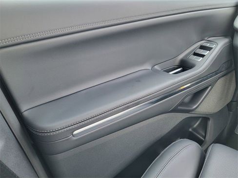 New 2025 Lincoln Navigator Reserve w/ Jet Appearance Package image 36