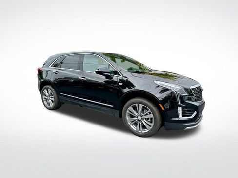 Certified 2025 Cadillac XT5 Premium Luxury image 1