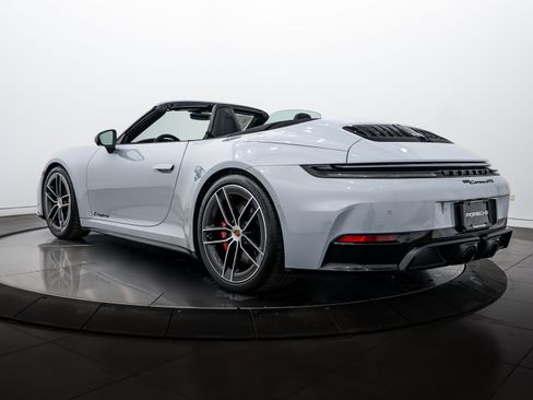Used 2026 Porsche 911 Carrera GTS image 3