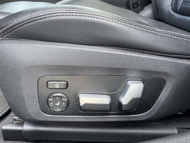 Used 2020 BMW M340i w/ Premium Package RWD image 23